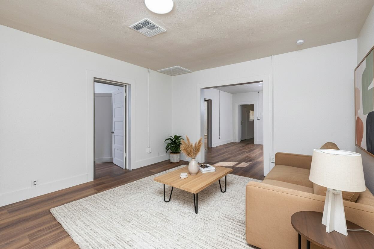 Staged living room virtually staged